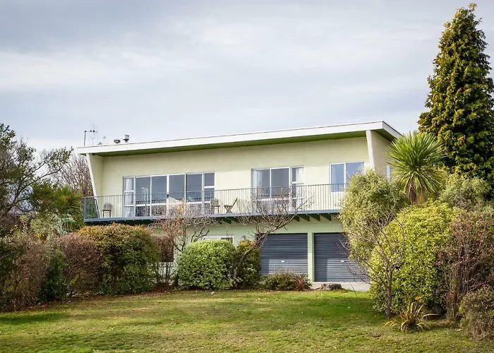 Retro With A View Holiday home Wanaka