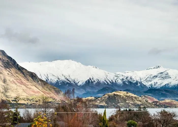 Retro With A View Holiday home Wanaka